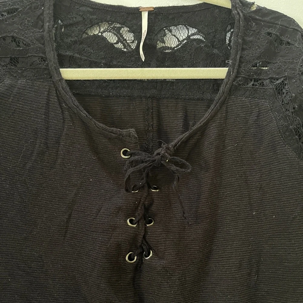Free People‎ Jennie Lace Up Sheer Lace Shoulder Long Sleeve Top Black XS